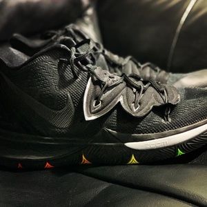 Kyrie 5 size 10